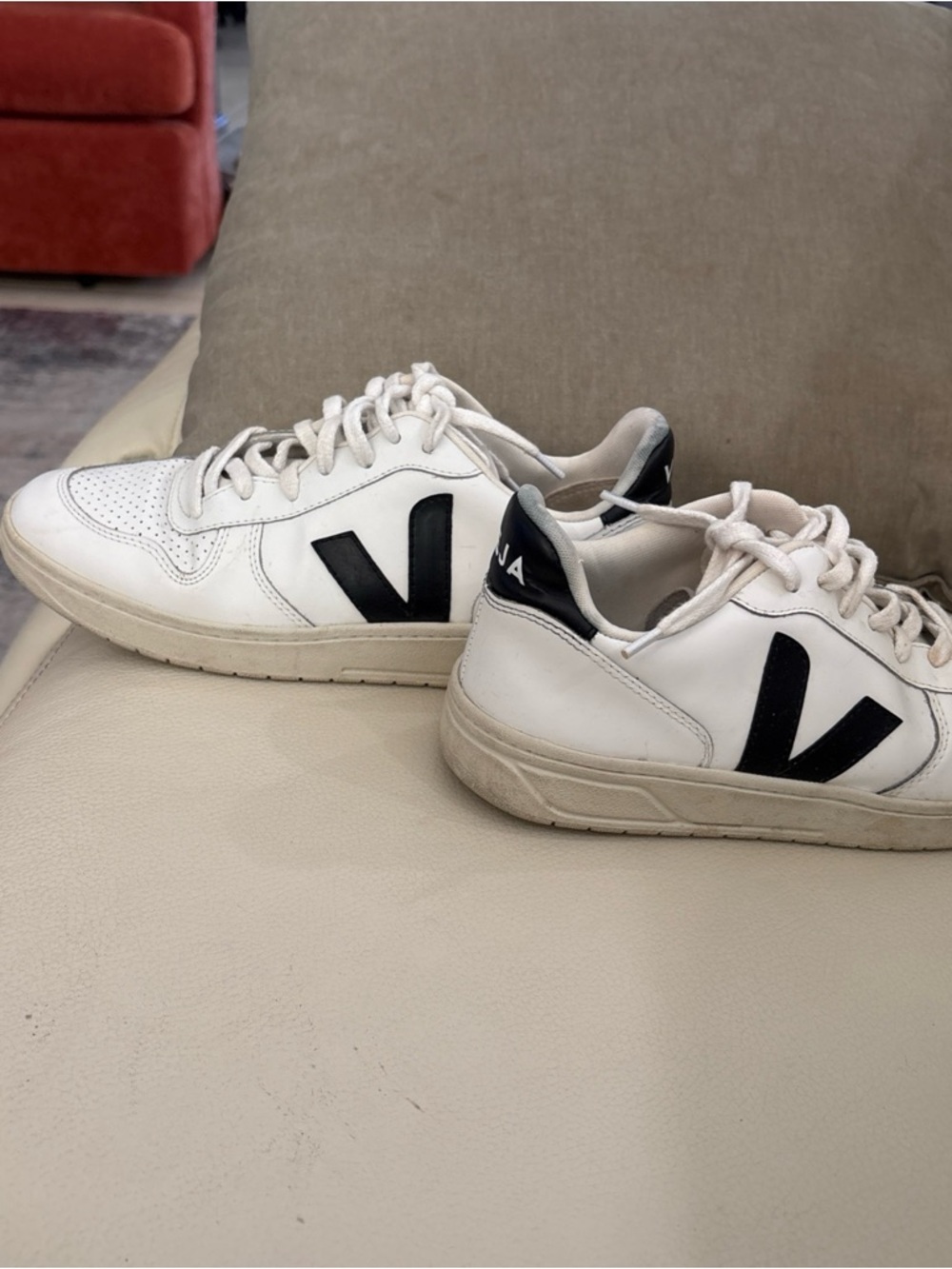 Veja White and Black V-10 Leather Sneakers
